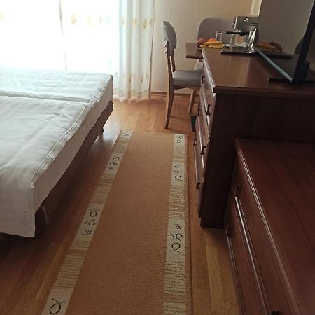 Home Sweet Rental Tirana Esterno foto