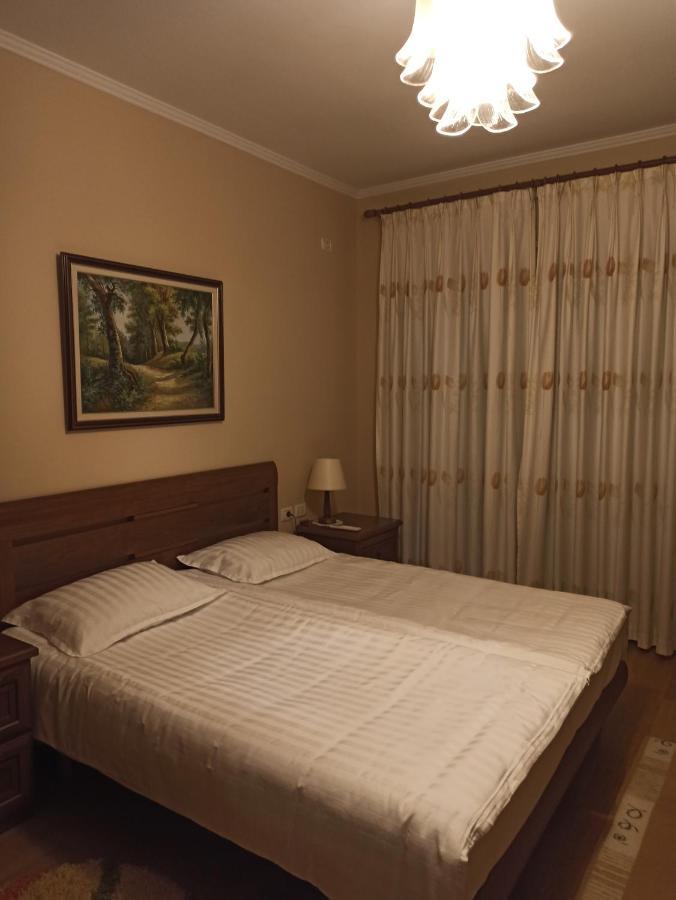 Home Sweet Rental Tirana Esterno foto