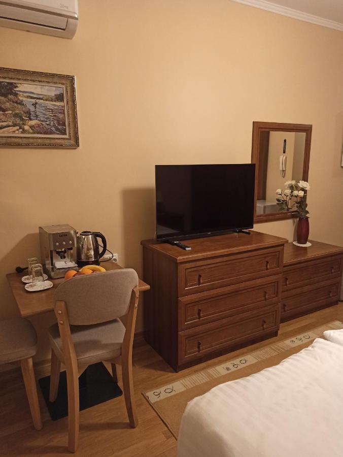 Home Sweet Rental Tirana Esterno foto